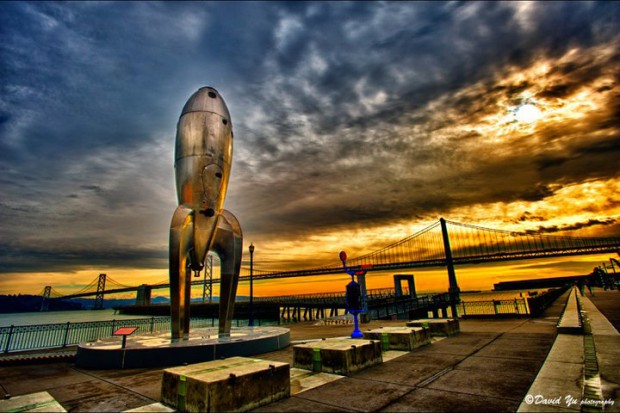Raygun Gothic Rocketship at Pier 14 The Ragun Gothic Rocketship at Pier 14. Photo by David Yu